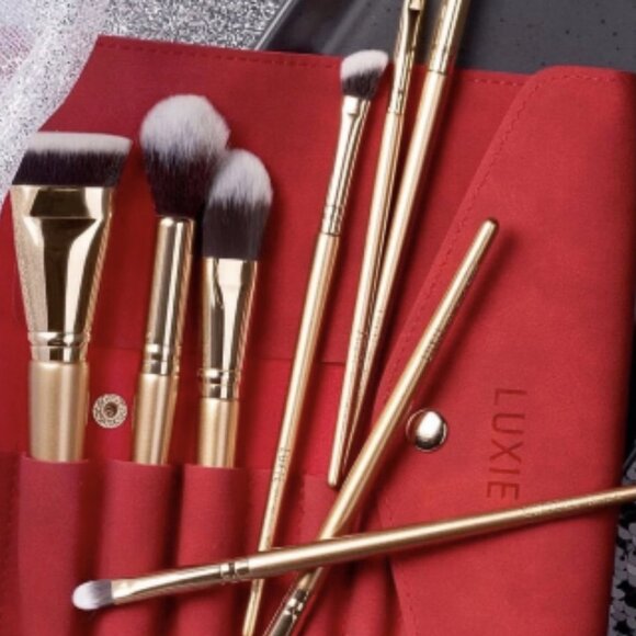 LUXIE Glitter and Gold Brush Set - Picture 4 of 4